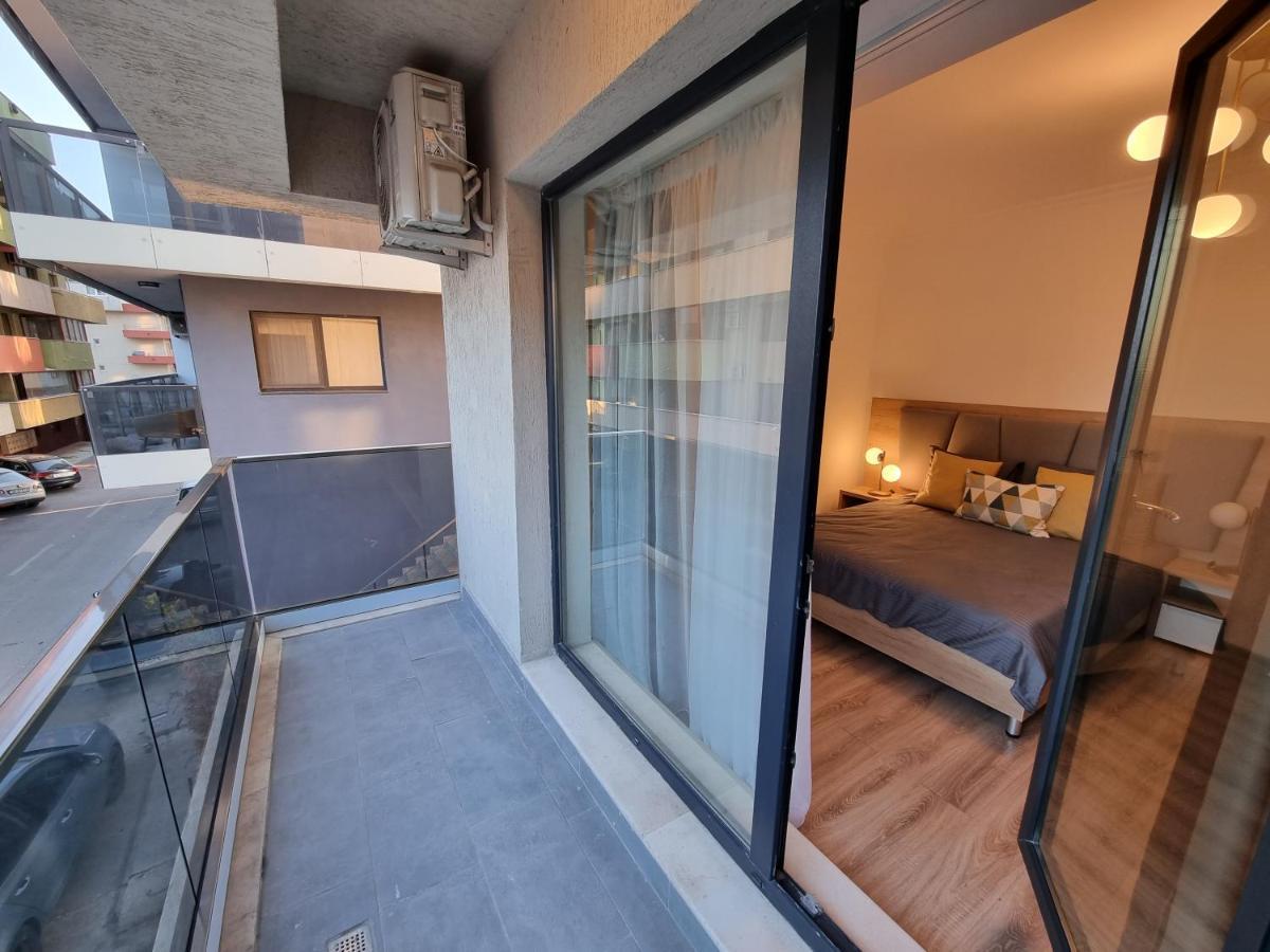 Ferienwohnung Breeze Studio Mamaia Exterior foto